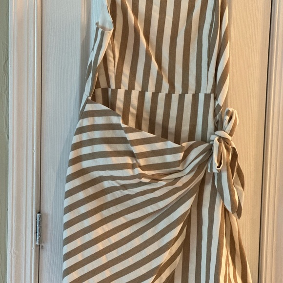 And The Way dress. Size Small - Picture 2 of 6